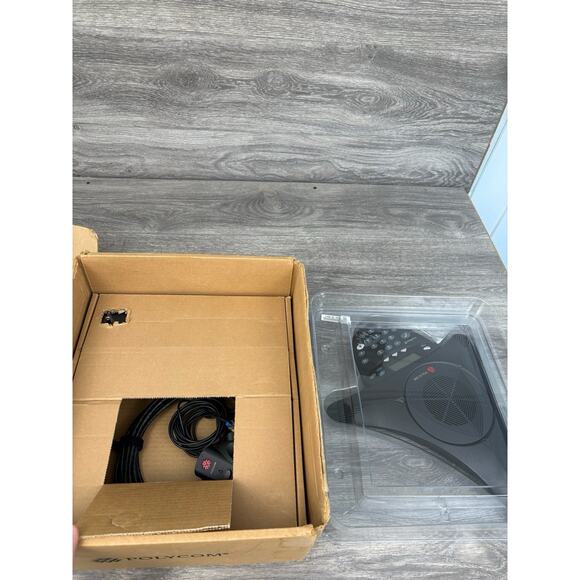 Polycom SoundStation2W Wireless Analog Conference Phone Black - Picture 6 of 7